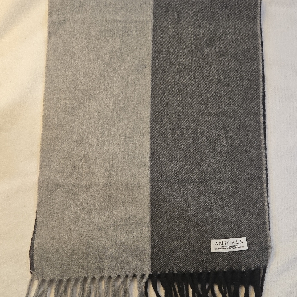 ​AMICALE 100% Cashmere Scarf - Buttery Soft Two Tone Gray And Black
